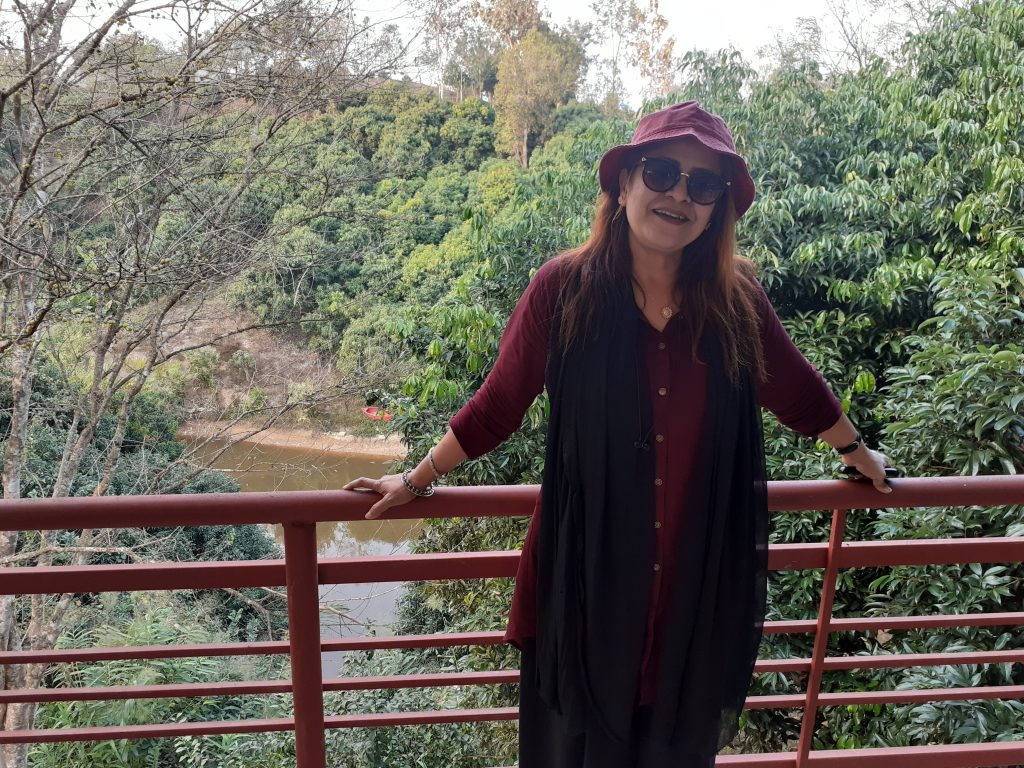 অকারণ ব্যথা! though I take myself far away from the life!