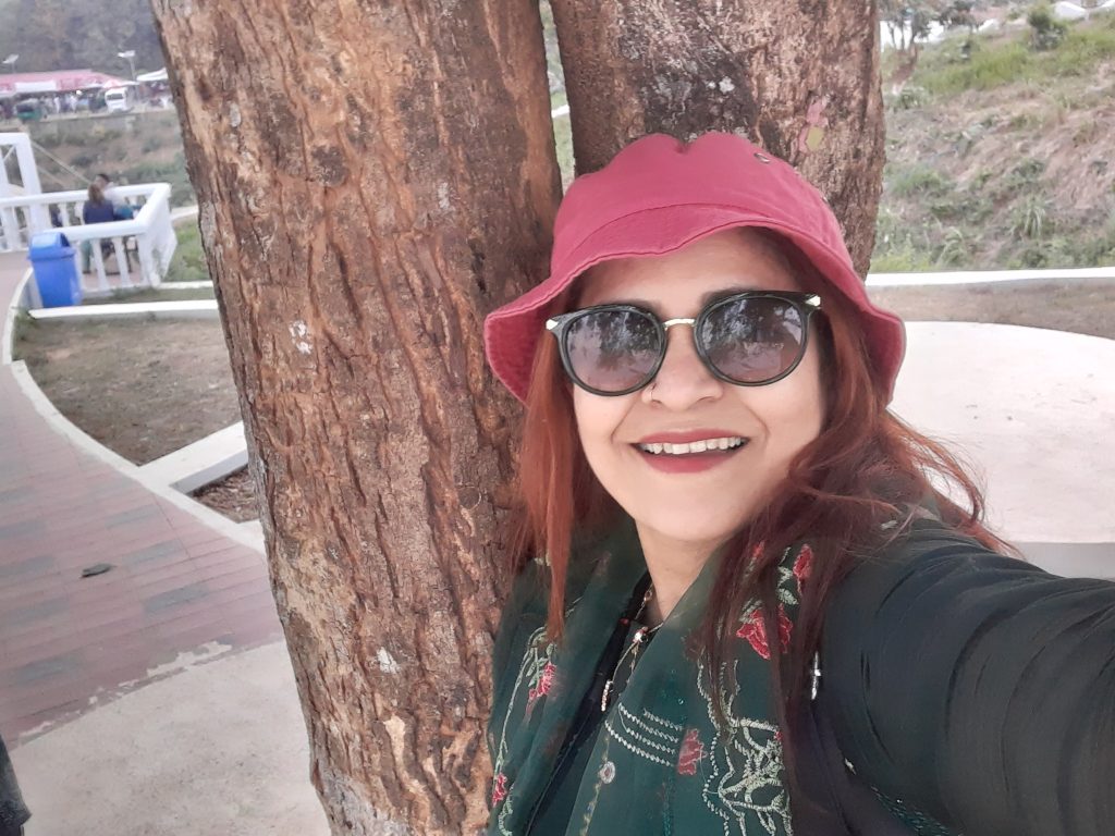 তোমাকেই বলছি মেয়ে!