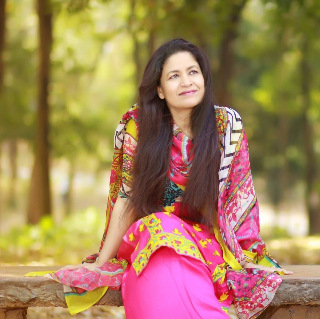 জীবন নদীর উথাল পাথাল ঢেউ!